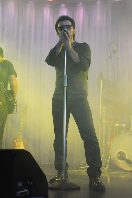 U2 truibute   Pierangelo Bettoni (30) - U2 Tribute